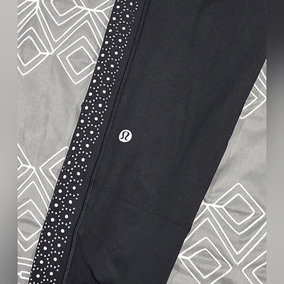 Lululemon Colour Me Quick 7/8 Leggings Size 10 - Picture 4 of 7